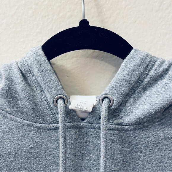 H&M Light Gray Warner Brothers FRIENDS embroidered Sweatshirt Hoodie Size L - Picture 6 of 11